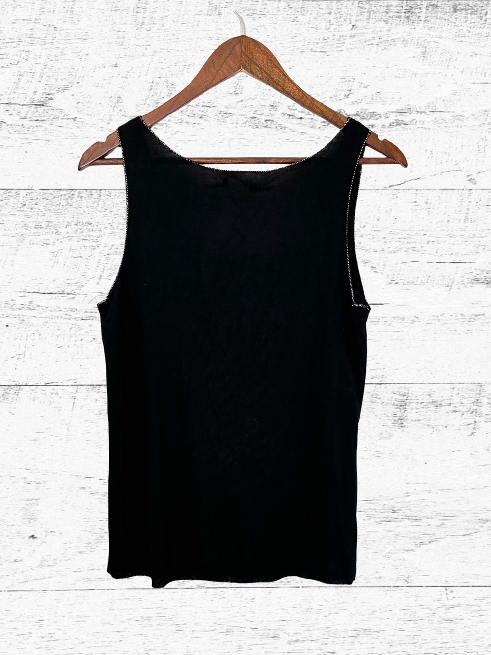 Classic Black Scoop Neck Tank Top - Picture 2 of 4
